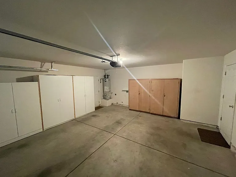 66 N Valley Ct — Photo 15