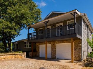 2404 Wild Oaks Ave, Joshua, TX 76058