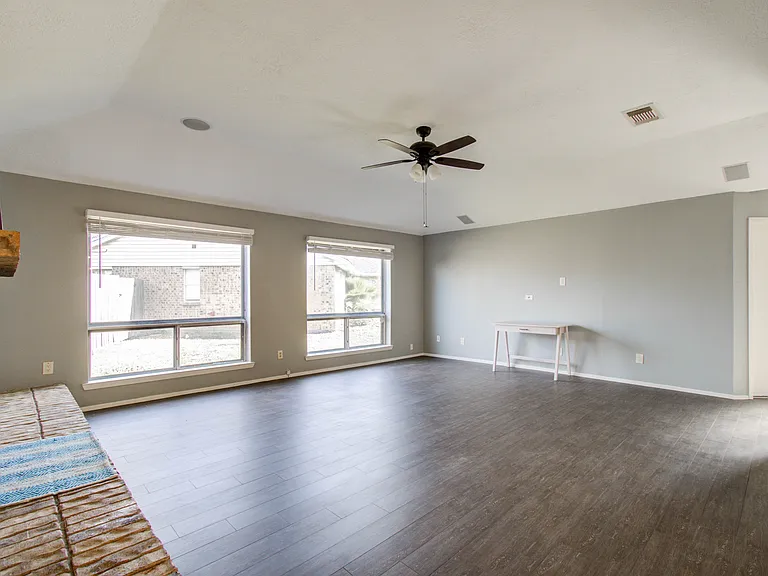 113 Wood Hollow Dr — Photo 7