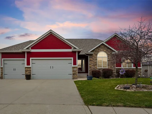 905 NW 3rd Ct, Grimes, IA 50111