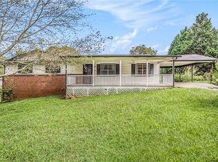 3864 S Ridge Dr, Lithia Springs, GA 30122