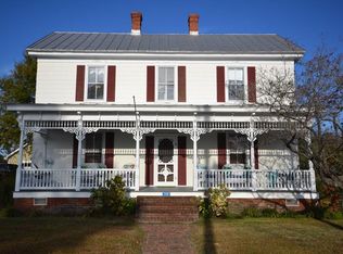 708 Main St, Reedville, VA 22539