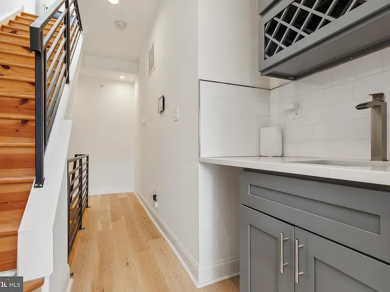 2145 Cross St — Photo 24