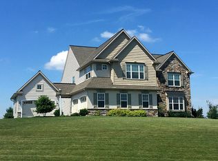 62 Wheatland Cir, Lebanon, PA 17042