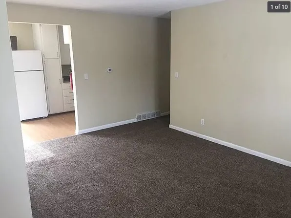 1611 Crosby Ln, Iowa City, IA 52240