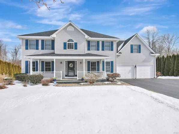 152 Gilbert Lane, South Windsor, CT 06074