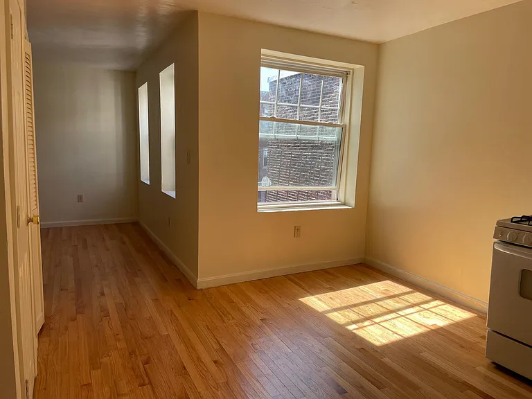714 Shawmut Ave #3 — Photo 4