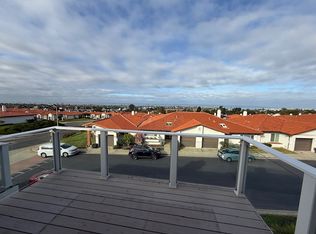 6729 Clover Ct, Carlsbad, CA 92011