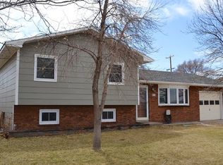 1009 Park St, Sterling, CO 80751