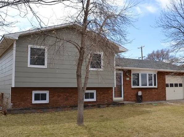 1009 Park St, Sterling, CO 80751