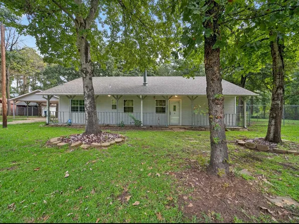 887 Janis Dr, Bullard, TX 75757