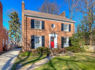 19419 Scottsdale Blvd, Shaker Heights, OH 44122