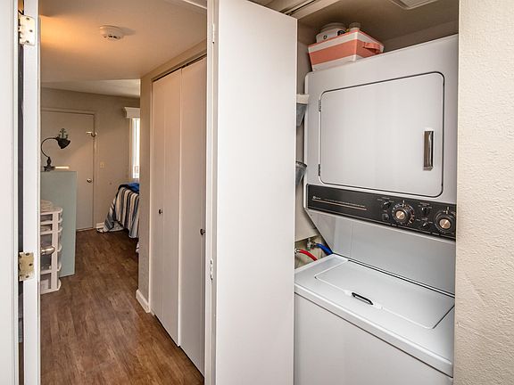 5th image of 276 Lake Havasu Ave S APT C17