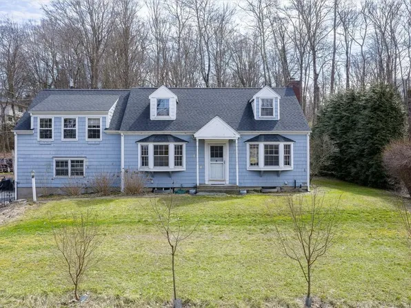 14 Nightingale Road, Katonah, NY 10536