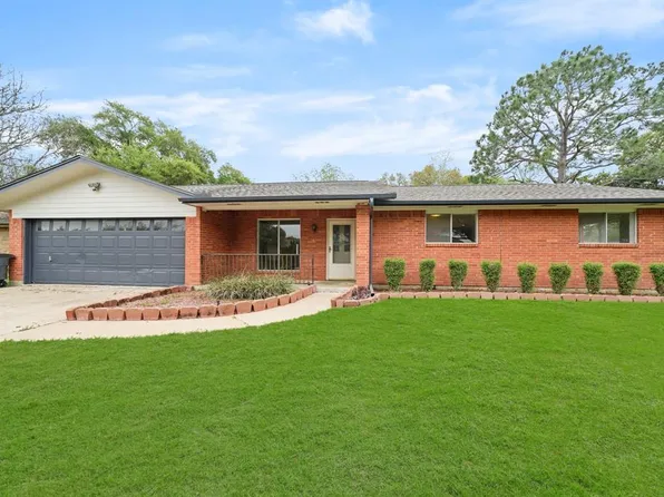2108 Sago Drive, Bay City, TX 77414