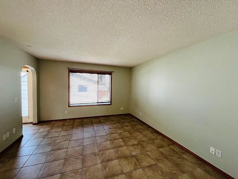 937 Arbour Lake Rd NW — Photo 5