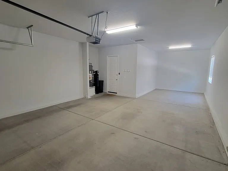 3-Car Garage