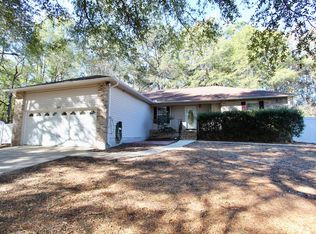 5846 Dogwood Dr E, Crestview, FL 32539