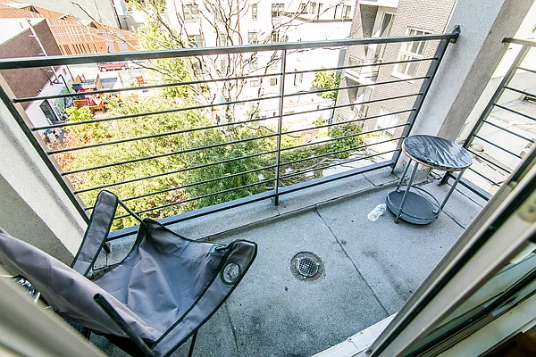 Rented by Nooklyn NYC LLC | media 7