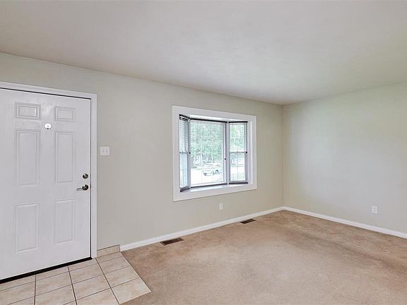 3rd image of 5147 Carey Ln