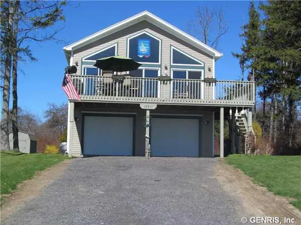 14911 W Bay Rd, Sterling, NY 13156