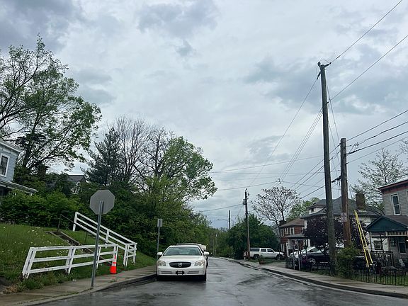 5th image of 3029 Percy Ave