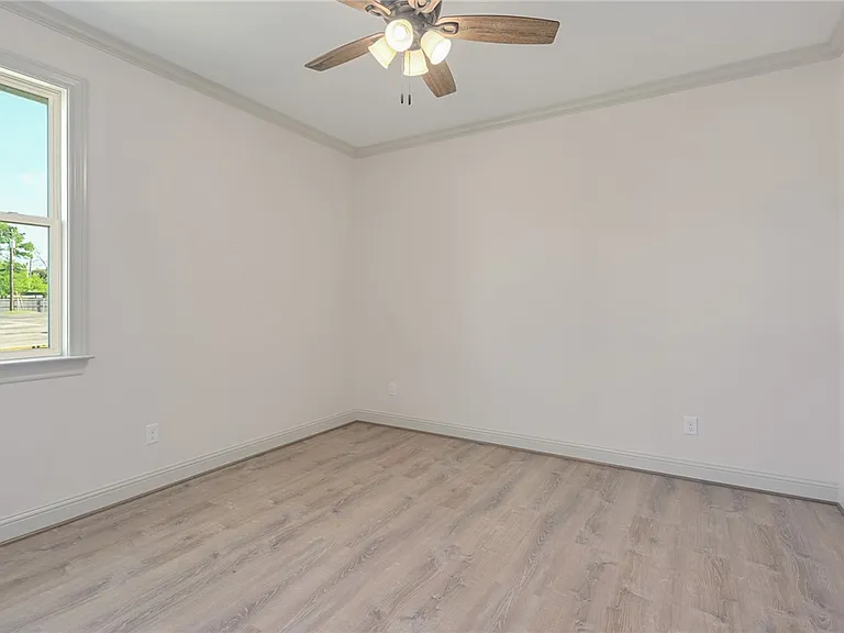 1508 Echols St — Photo 11