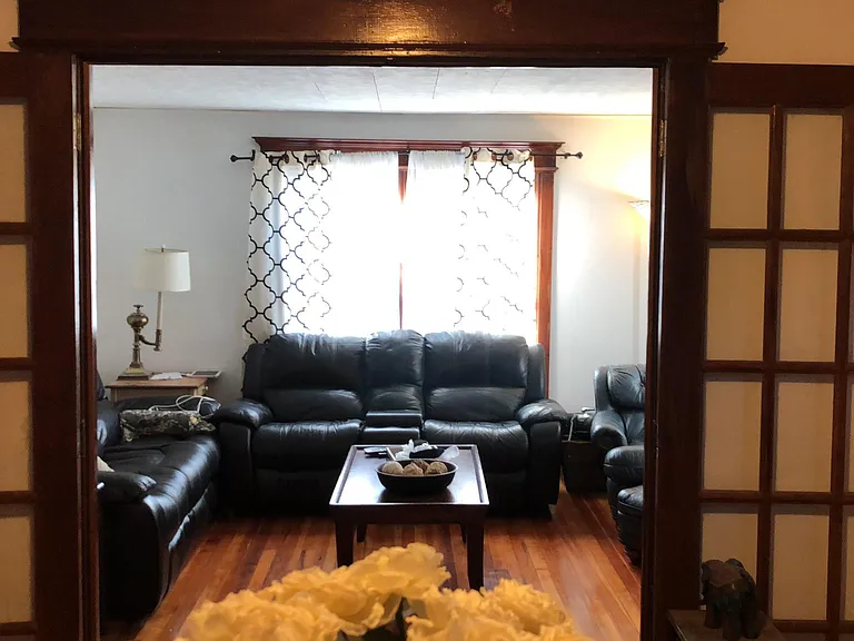 307 Tompkins St #2 — Photo 4