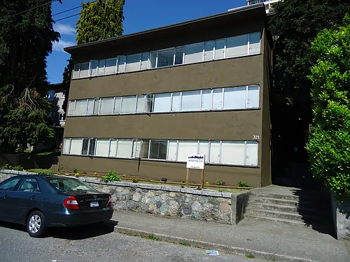 321 Agnes St #15 Photo 1