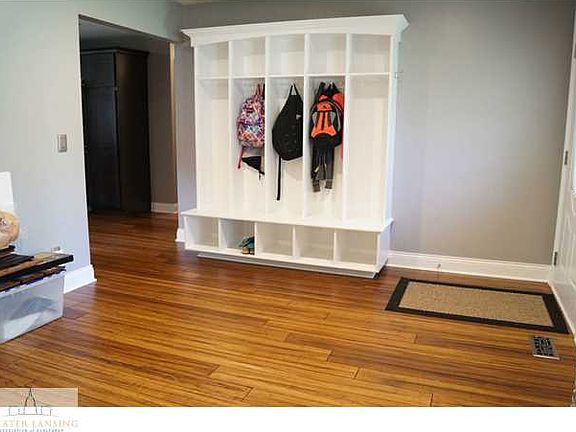 3rd image of 11124 Cobblestone Ln