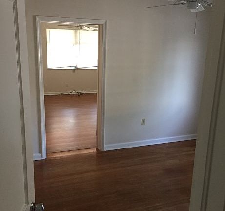 3rd image of 1610 15th Ave N