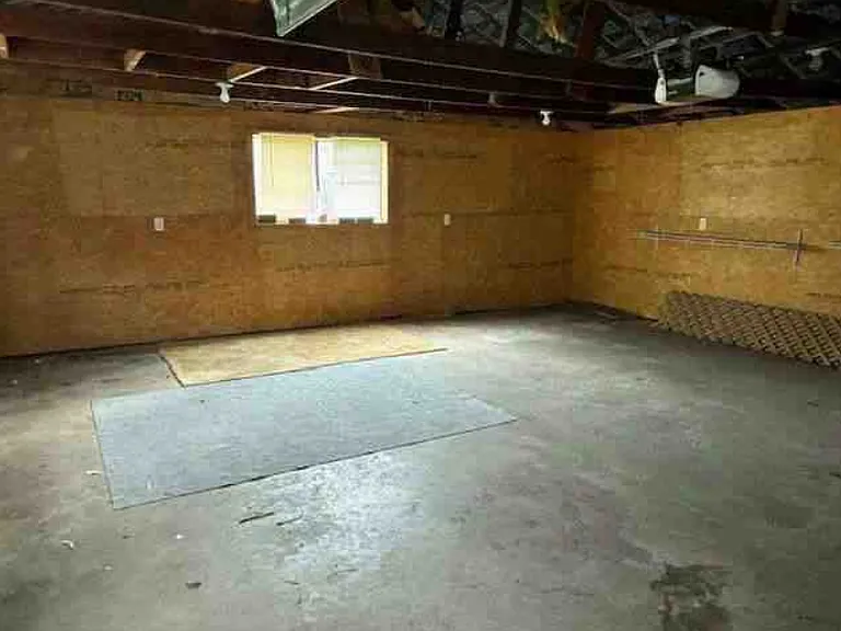 2642 Depew Dr — Photo 11