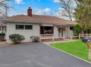 276 Woodlawn Ave, Saint James, NY 11780