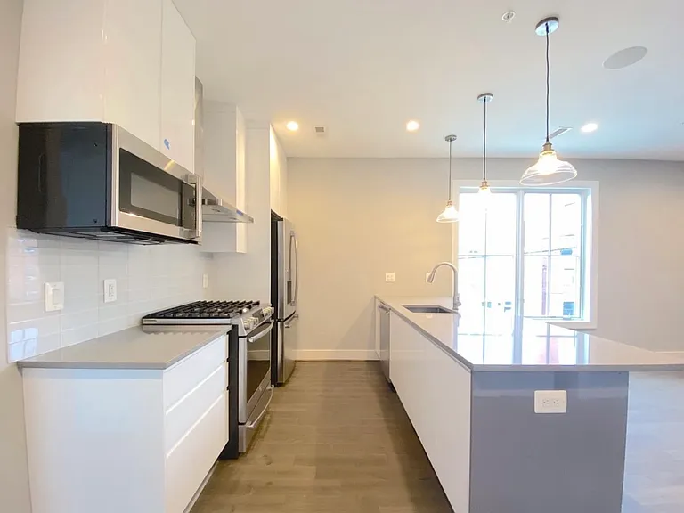 625 Park Rd NW #207 — Photo 2
