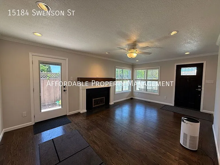 15184 Swenson St — Photo 3