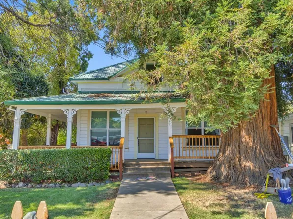 25 S Sacramento St, Ione, CA 95640