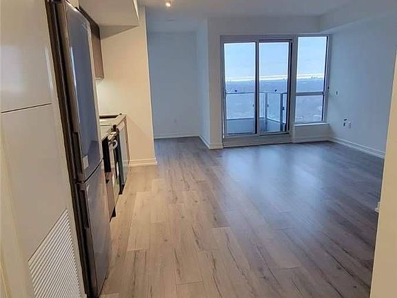 4th image of 395 Bloor St E #3005