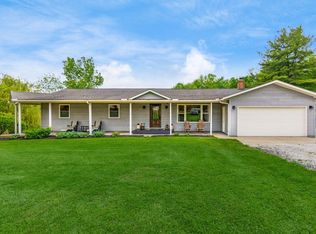 8263 Bennington Chapel Rd, Centerburg, OH 43011