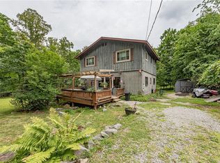 142 Westlake Rd, Acme, PA 15610