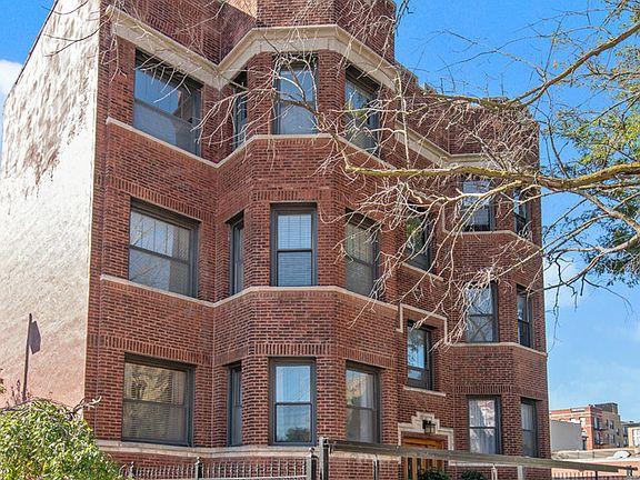 2nd image of 909 W Buena Ave APT 1E