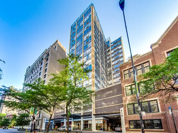 3110 N Sheridan Rd APT 805, Chicago, IL 60657