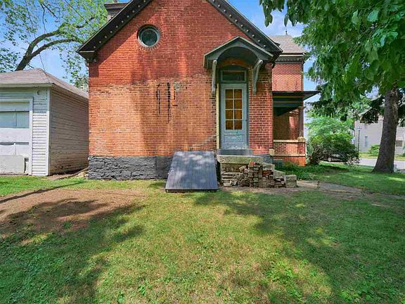 3rd image of 1212 Rockhill St