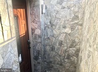 1931 Storm Dr, Falls Church, VA 22043