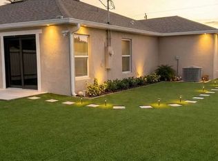 2507 SE Charleston Dr UNIT B, Pt Saint Lucie, FL 34952