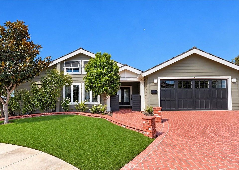1st image of 23811 Dasya Cir