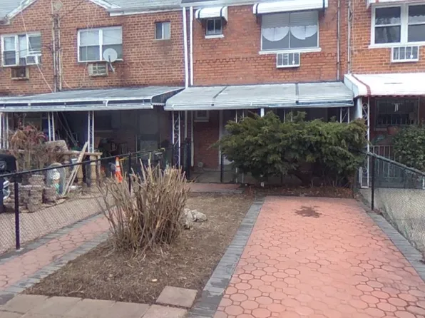 1047 Hendrix Street image 1 of 25