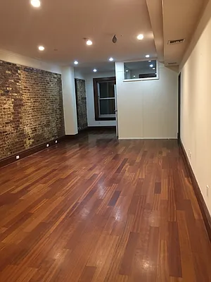 Rented by Peter Meskouris LREB | media 23
