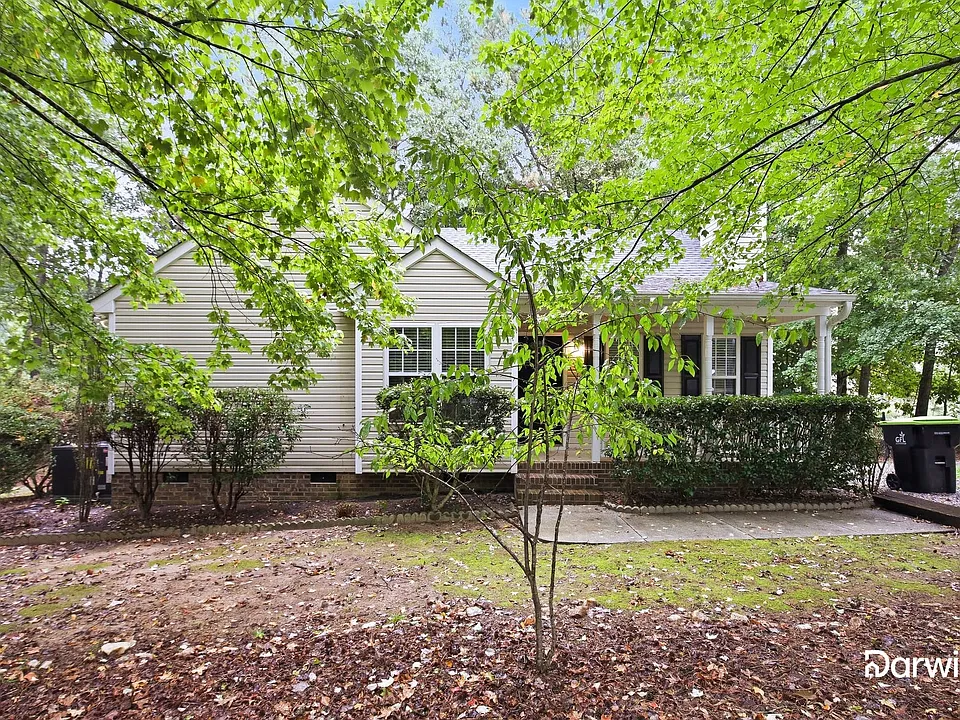 15 Eason Ct