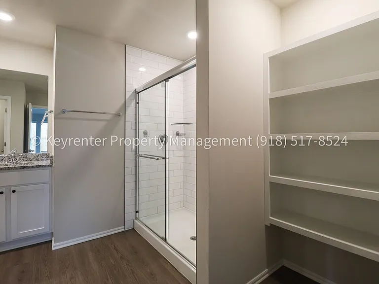1308 Sunstone St — Photo 35