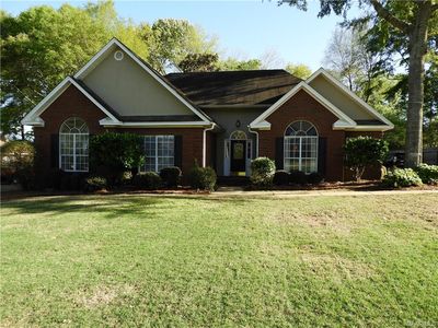 192 Fallon Ct, Deatsville, AL, 36022